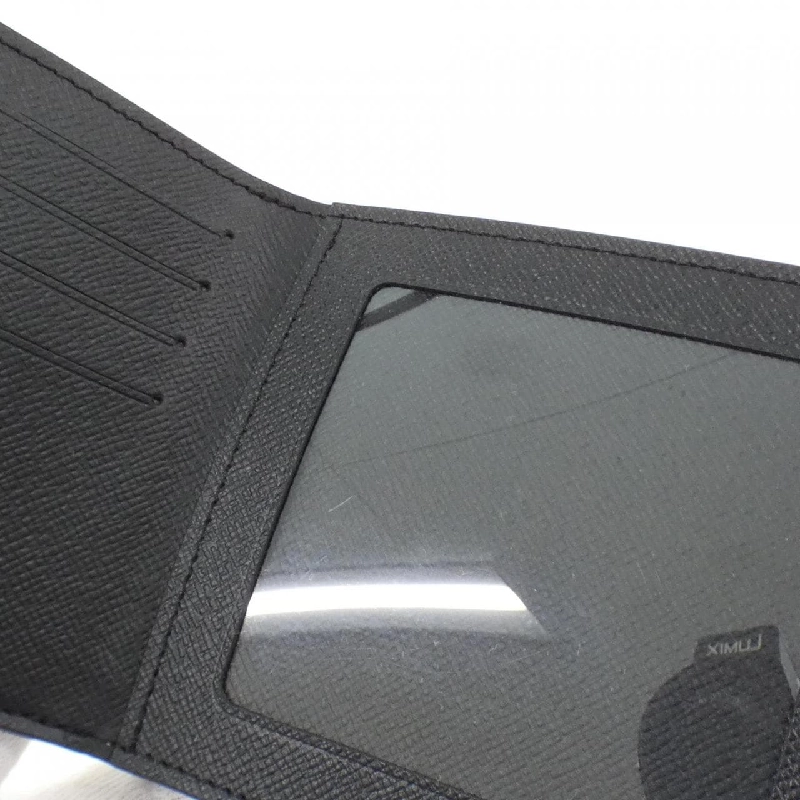 Ví Louis Vuitton Taiga Portefeuille Amerigo M62045 621841