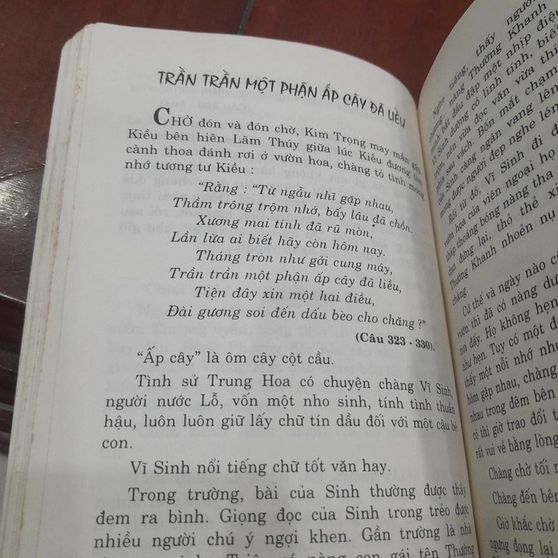 Nguyễn Tử Quang - ĐIỂN TÍCH TRUYỆN KIỀU 447123