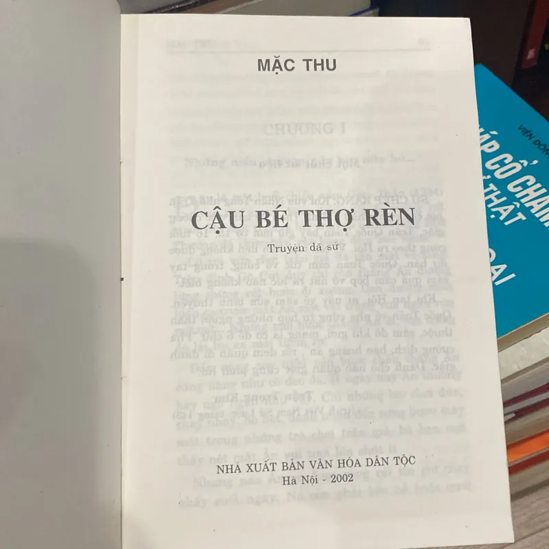 CẬU BÉ THỢ RÈN (Truyện dã sử) xb 2002 699218