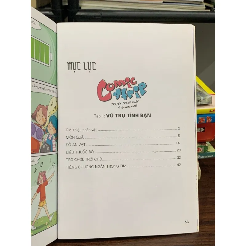 Comic Strip tập 1: Vũ trụ tình bạn: NXB văn học 601760