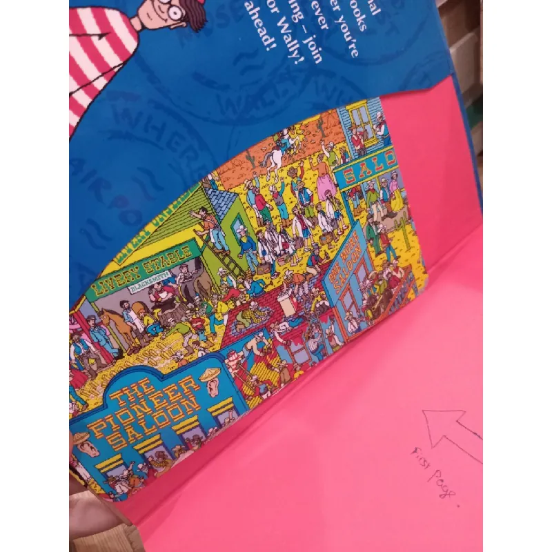 The totally essential travel collection - Martin Handford 698827