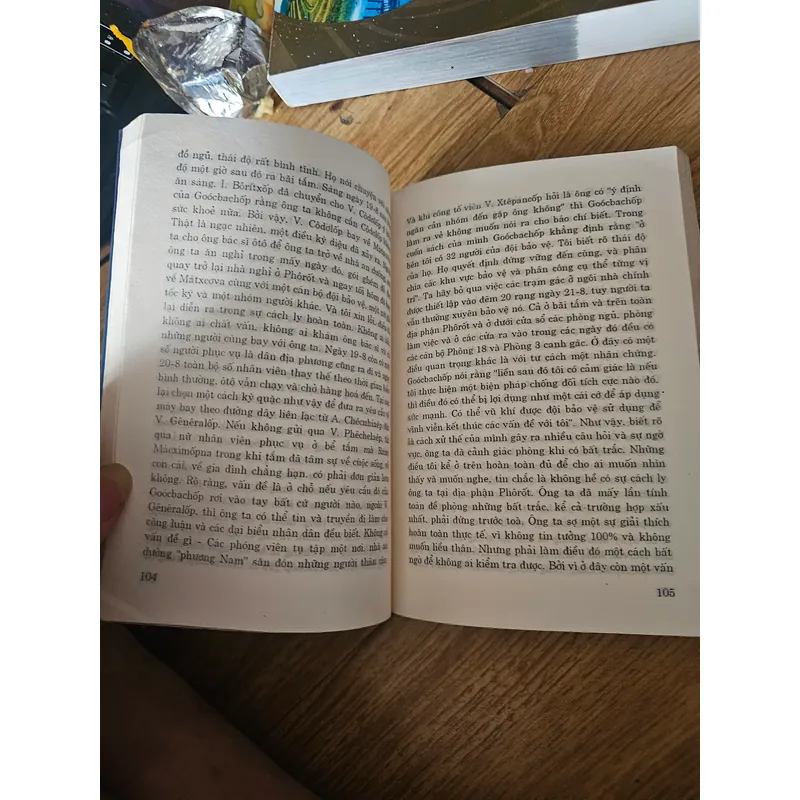 Goócbachốp - bạo loạn sự kiện tháng 8 nhìn từ bên trong (chất lượng đọc)
 703772