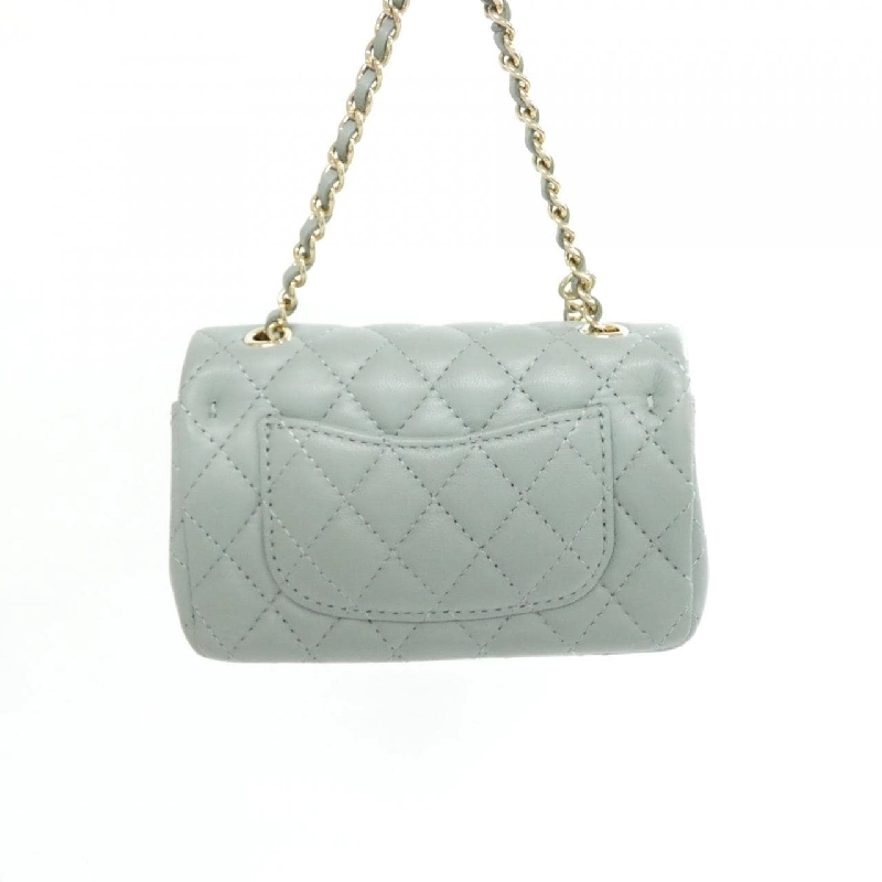 Túi charm AP4760 của Chanel 623544