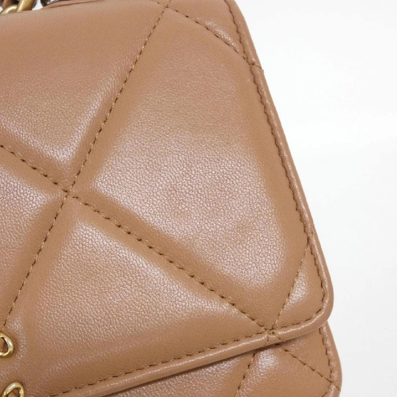 Chanel Chanel 19 Dòng AP3267 Ví dây chuyền 622742