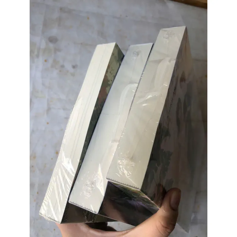 Trọn bộ 2 tập Lãng Mạn Dành Cho Em - Khinh Ảm (kèm tập ngoại truyện và phụ kiện như hình) 757841