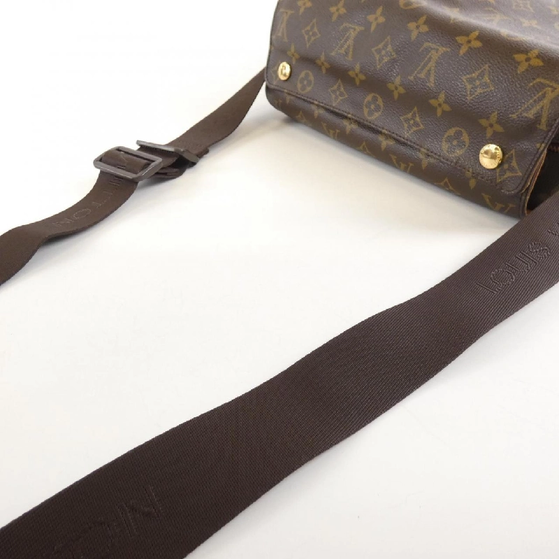 Túi đeo vai Louis Vuitton Monogram Naviglio M50205 613402