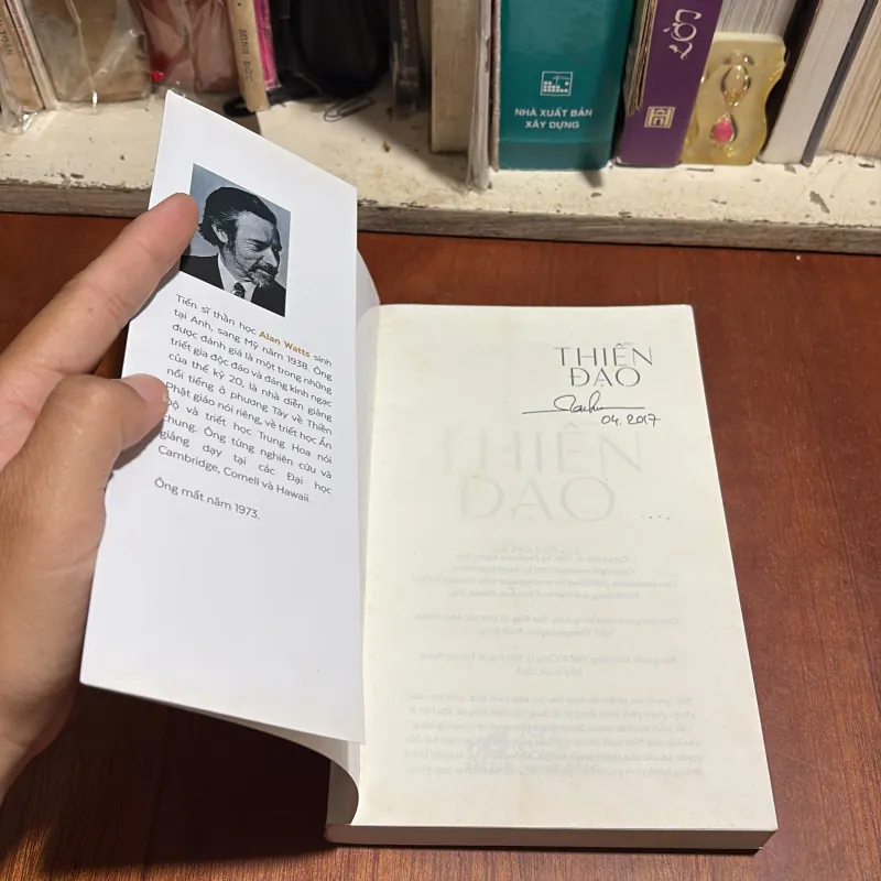 II Sách Hay: Thiền Đạo - ALAN WATTS - Hà Phi Nhi (Dịch) - 2015 992368