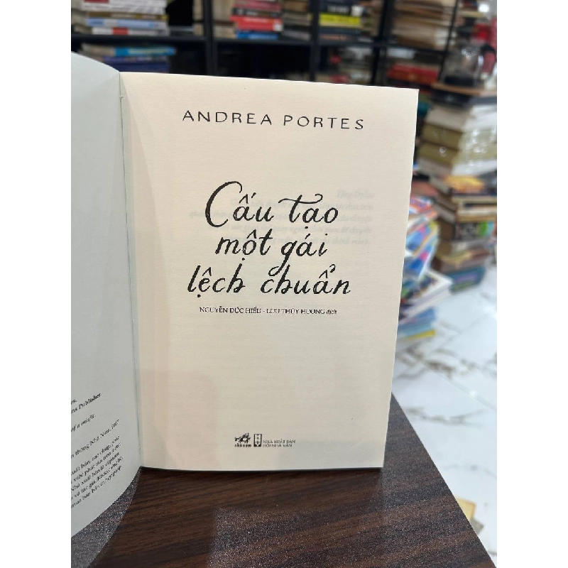 Cấu Tạo Một Gái Lệch Chuẩn - Andrea Portes 936701