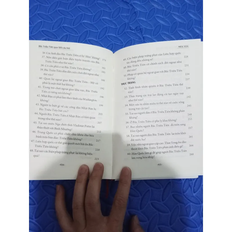 Bắc Triều Tiên Qua 100 Câu Hỏi - Bìa cứng 1040056