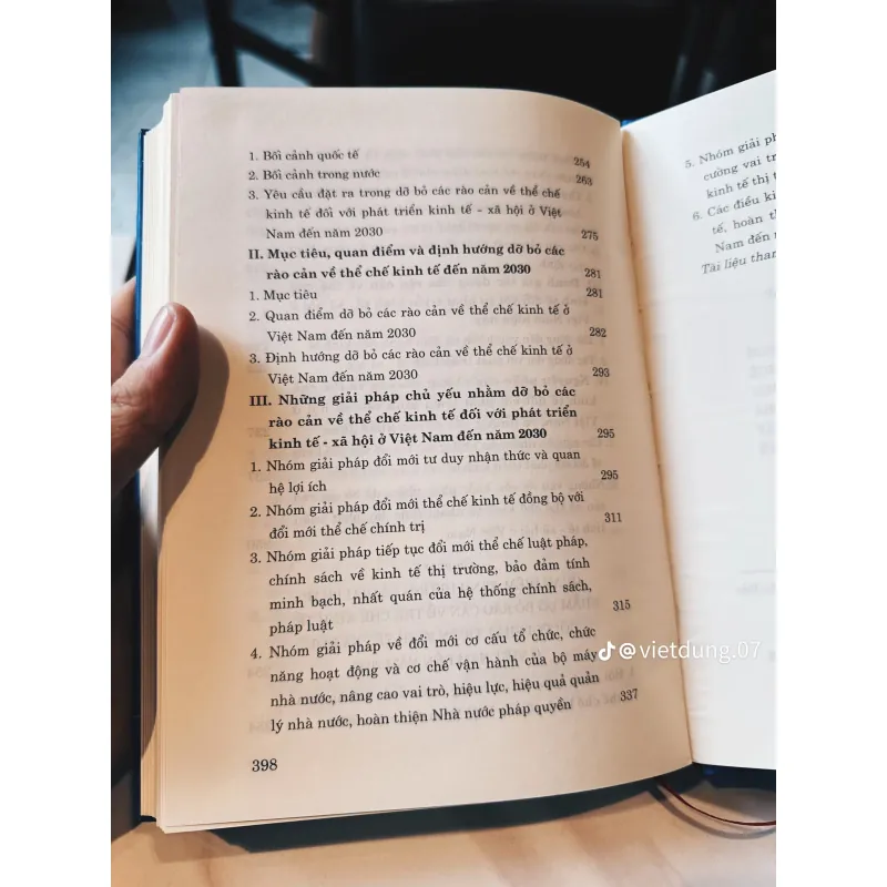 Các rào cản về thể chế kinh tế 933440