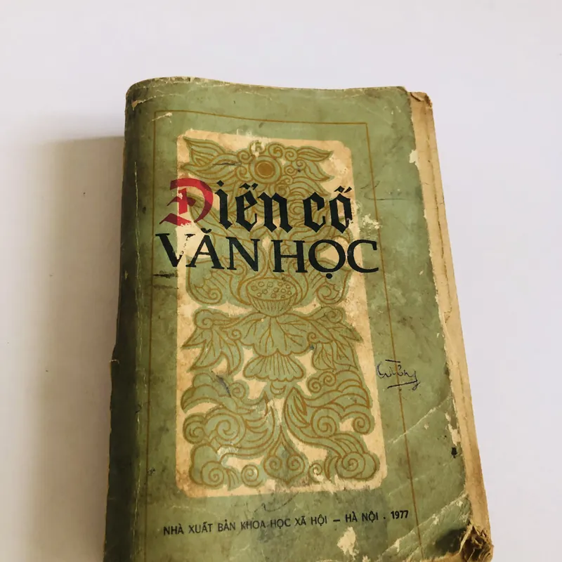ĐIỂN CỐ VĂN HỌC – GS. ĐINH GIA KHÁNH (chủ biên) 578114