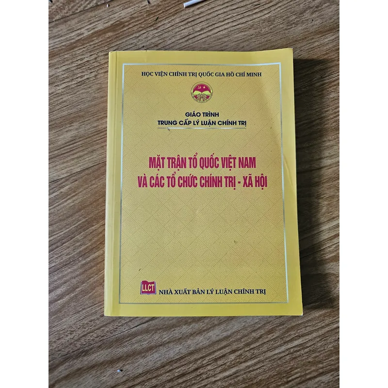 Mặt trận tổ quốc Việt Nam và các tổ chức chính trị - xã hội
Giá 28k 608249