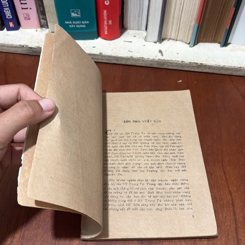 II Văn Học: Búp Bê Cho Người Lớn - Hồ Trung Tú - 1987 765530