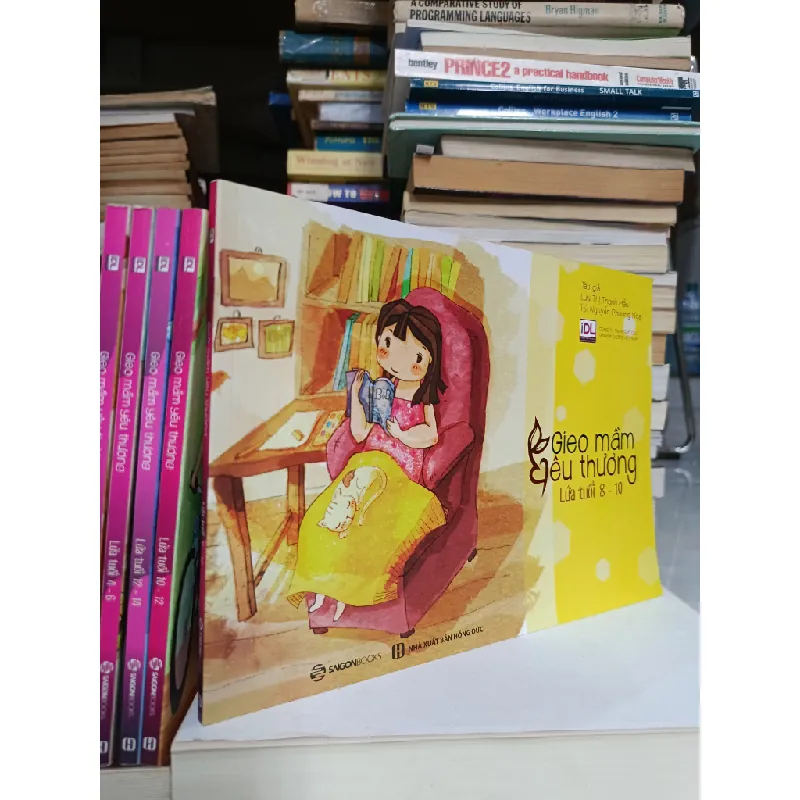 Gieo mầm yêu thương - Lưu Thị Thanh Mẫu & TS. Nguyễn Phương Nga 688007