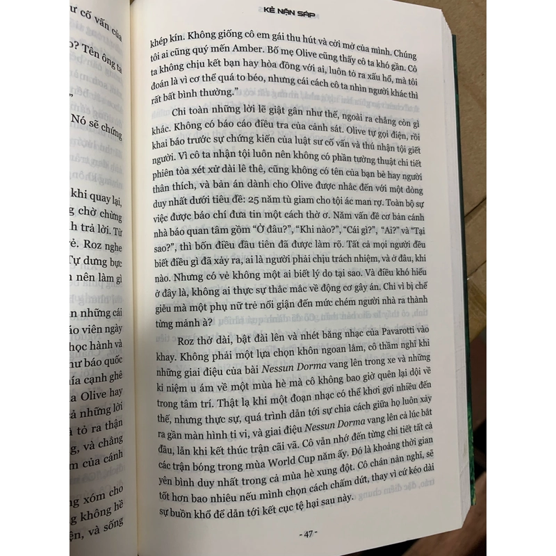 Kẻ nặn sáp - minette walters.  499919