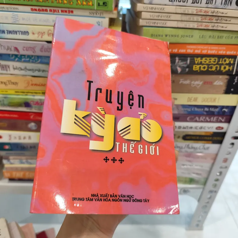 Truyện kỳ ảo thế giới  563616