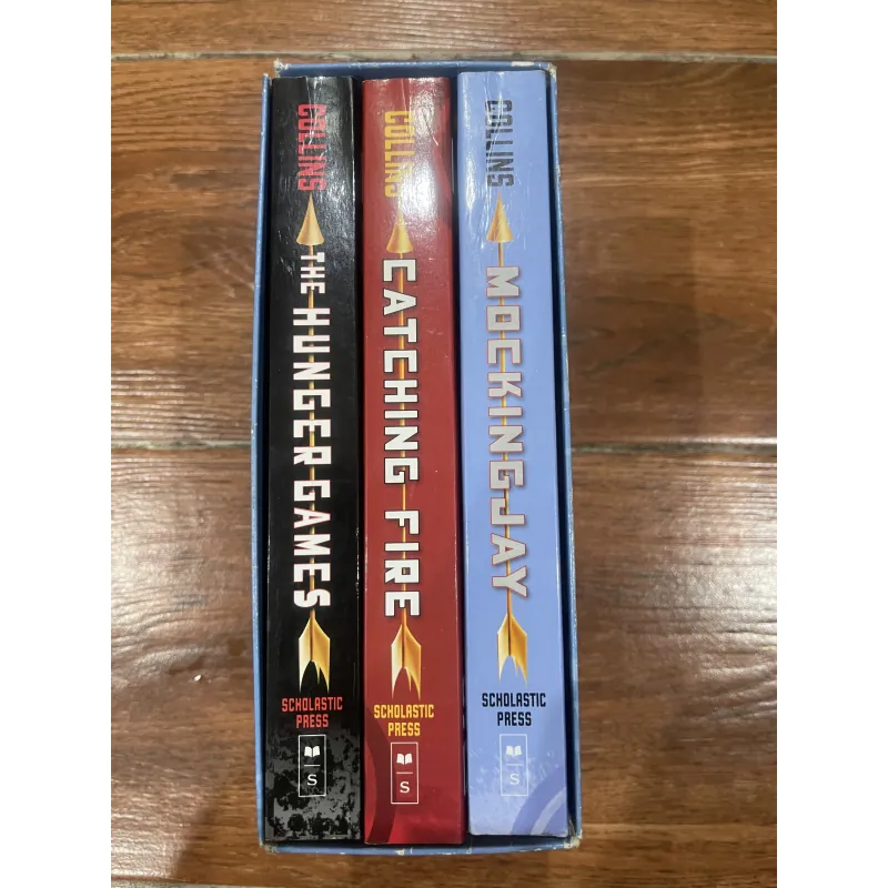 The Hunger Games Trilogy - Đấu trường sinh tử 3 tập (19) 928917