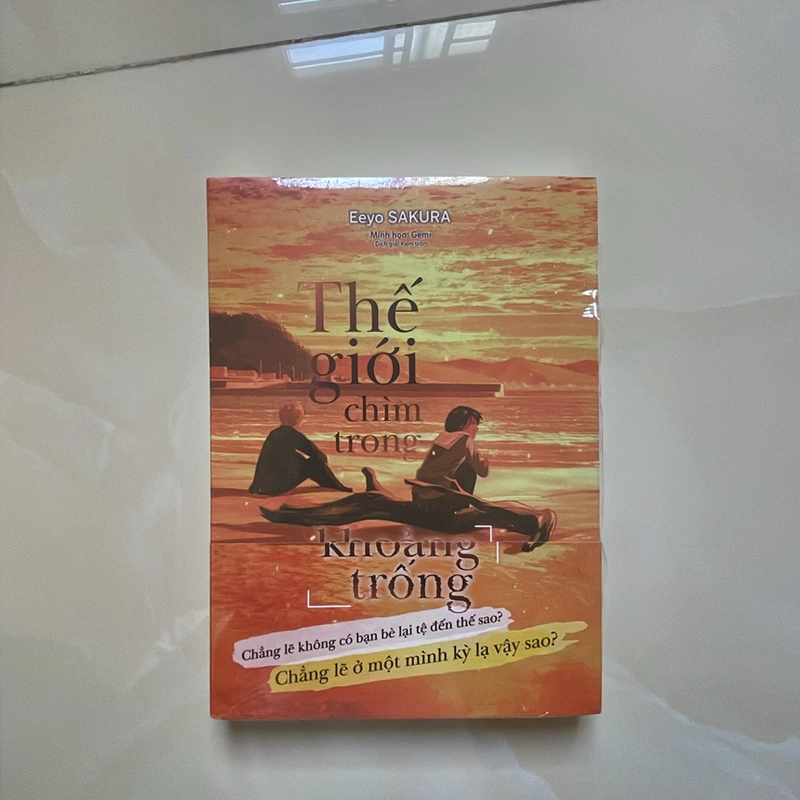 Thế giới chìm trong khoảng trống 444174