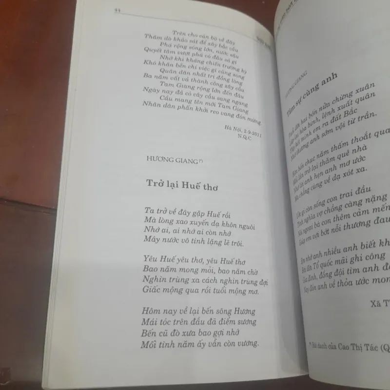 Câu lạc bộ văn hóa Huế tại Hà Nội - VỚI HUẾ (năm 2011) 1032184