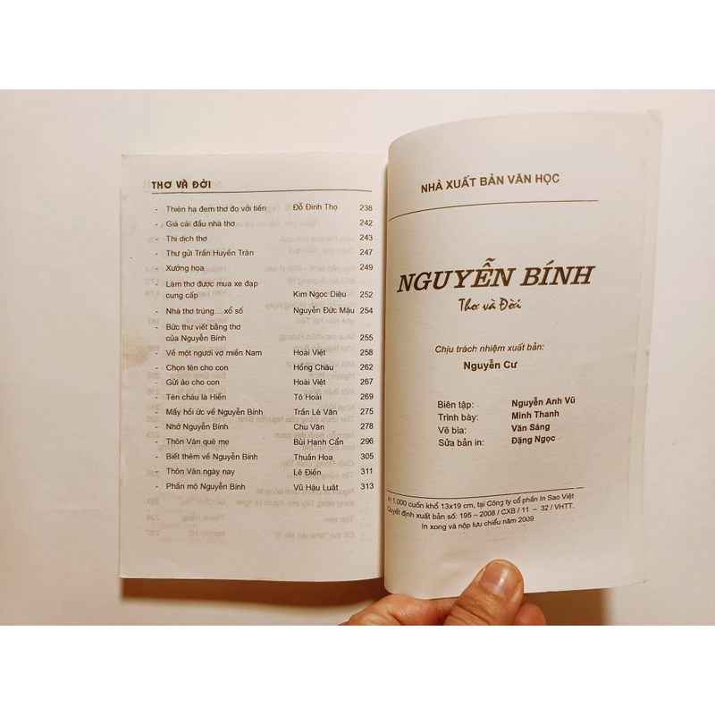 Nguyễn Bính Thơ Và Đời

 444505