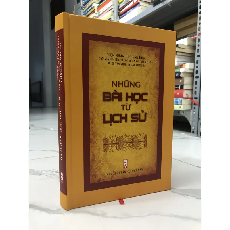 Bìa cứng - những bài học từ lịch sử - Viện Nhân Học Văn Hoá 679048