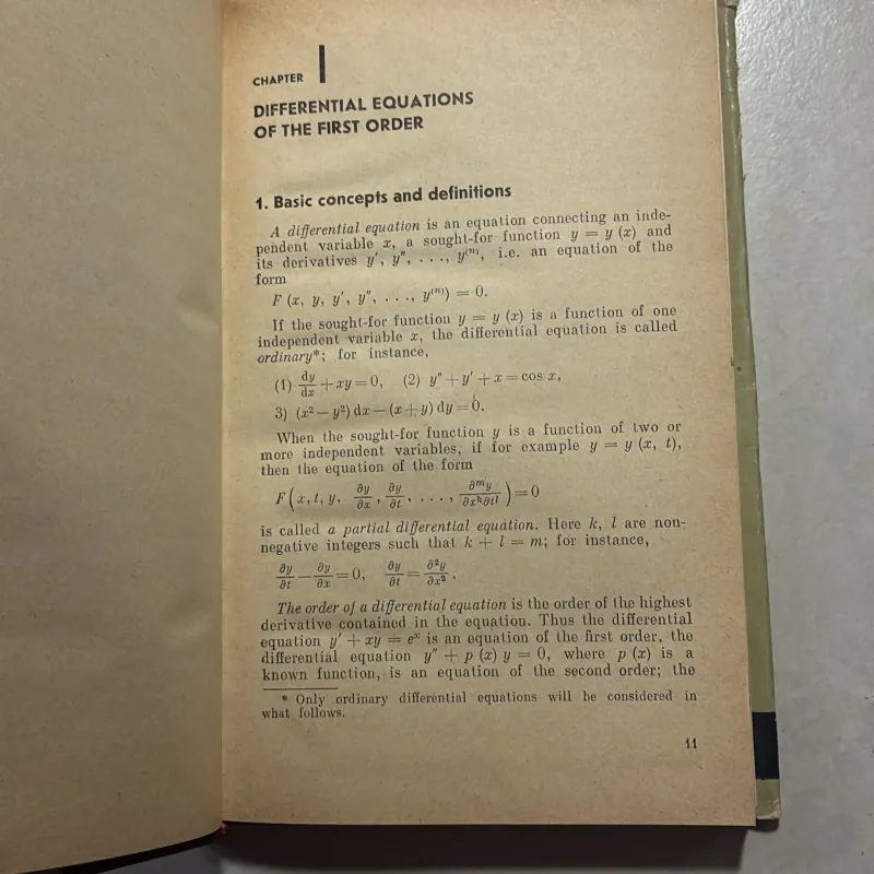 A BOOK OF PROBLEMS IN ORDINARY DIFFERENTIAL EQUATIONS 745235