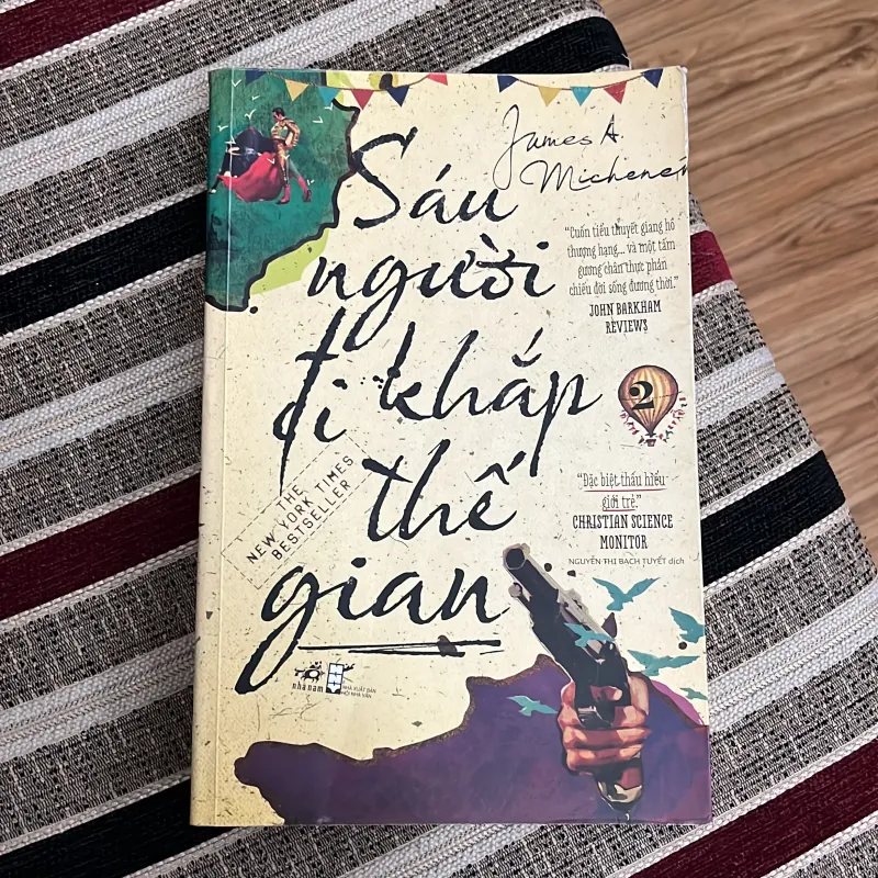 Sáu người đi khắp thế gian 1026512