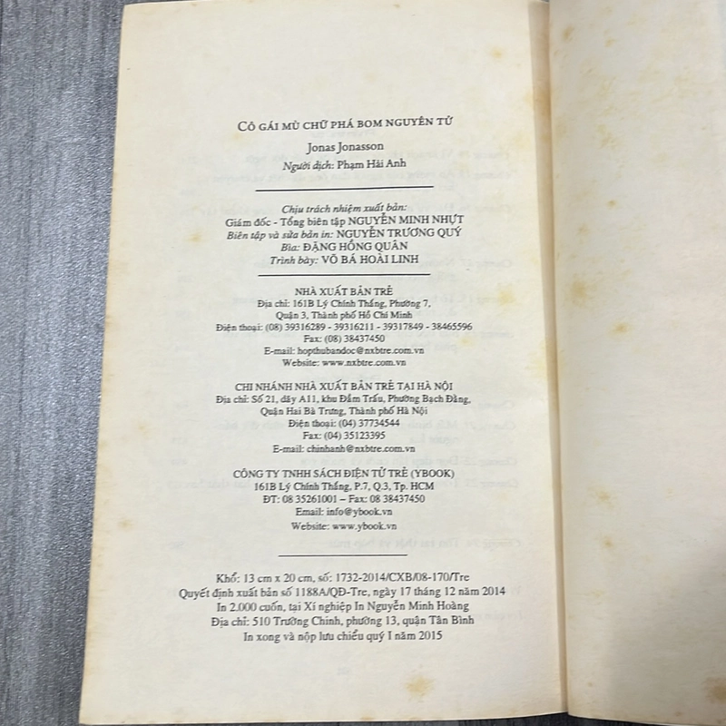 Cô gái mù chữ phá bom nguyên tử. 3a2 531814