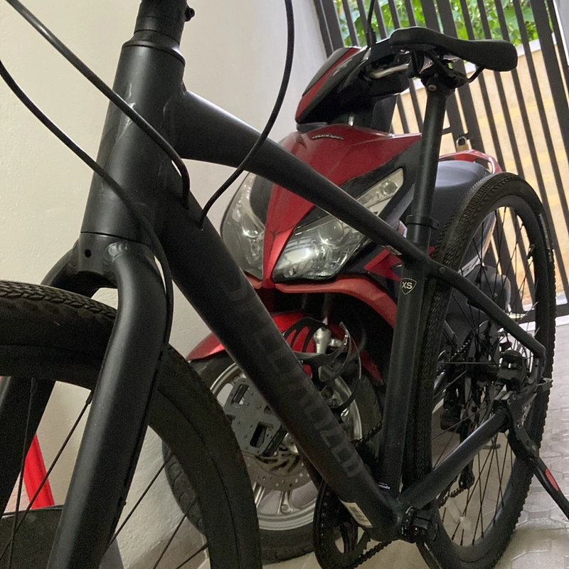 Xe đạp specializ sirrus 536373