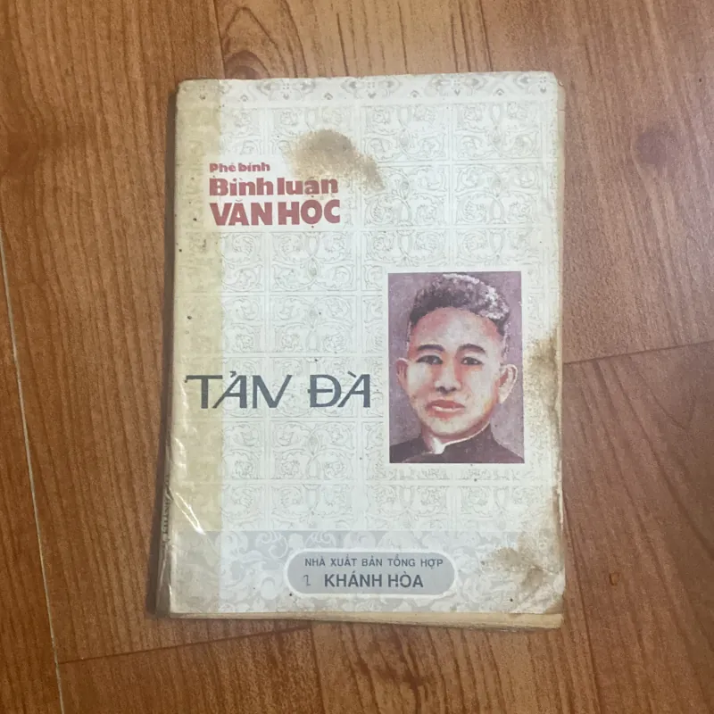 Phê hình bình luận văn học Tản Đà  754173