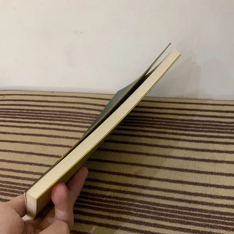 Tắt đèn     1025809