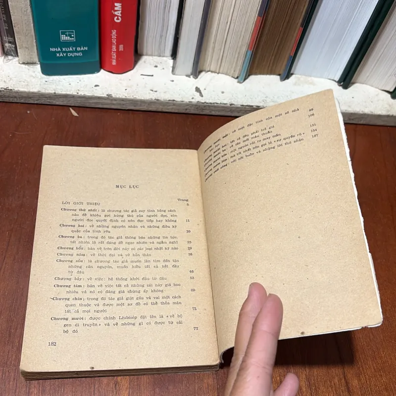 II Văn Học Nước Ngoài: Kì Lạ Thế Đấy Cuộc Đời Này - ĐANIN GRANIN - 1986 754416