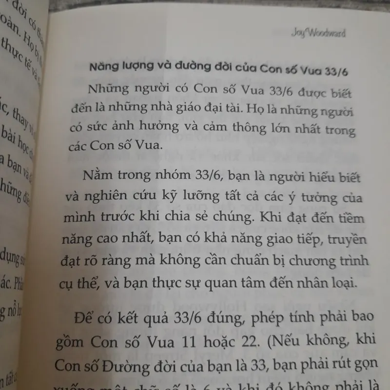 Thần số hịc ứng dụng. JOY WOODWARD. 1980 Book dịch 592309