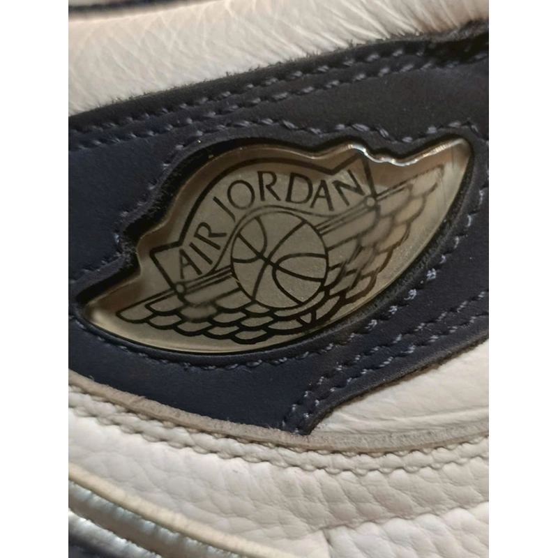 Giày NIKE AUTHENTIC CODE  DC 1788_100 541926