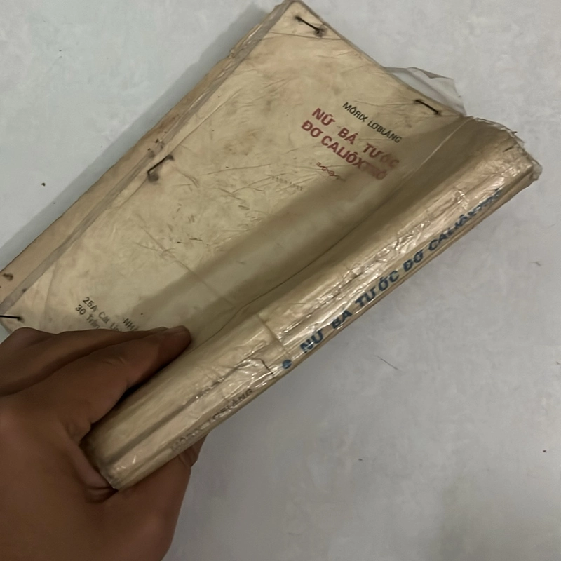 Nữ bá tước Đơ Caliôxtrô — 1988s 498714