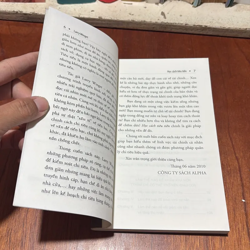 II Sách Mất Bìa: Học Cách Tiêu Tiền Đừng Để Cháy Túi Vì Tóc Ngắn Cắn Dài - LARRY WINGET 786787