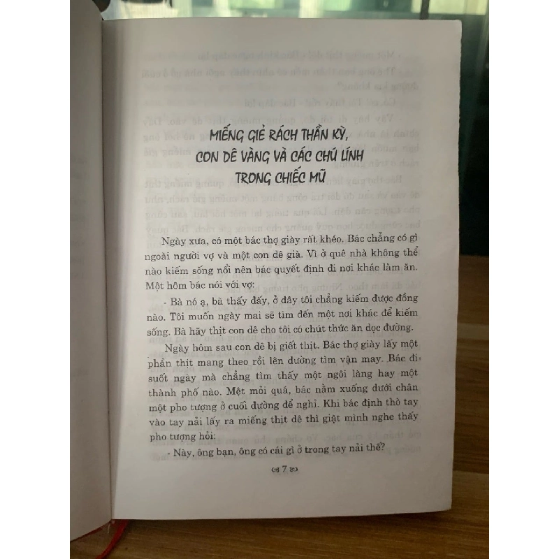 Truyện cổ áo dân gian -Quang chiến 779872