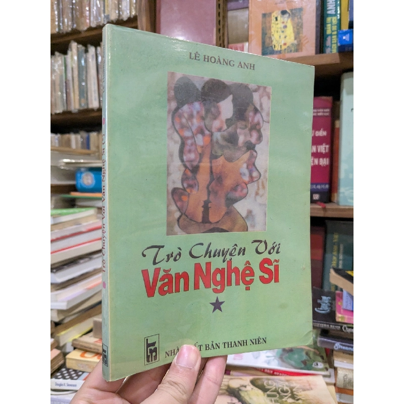 Trò chuyện với văn nghệ sĩ - Lê Hoàng Anh 128411