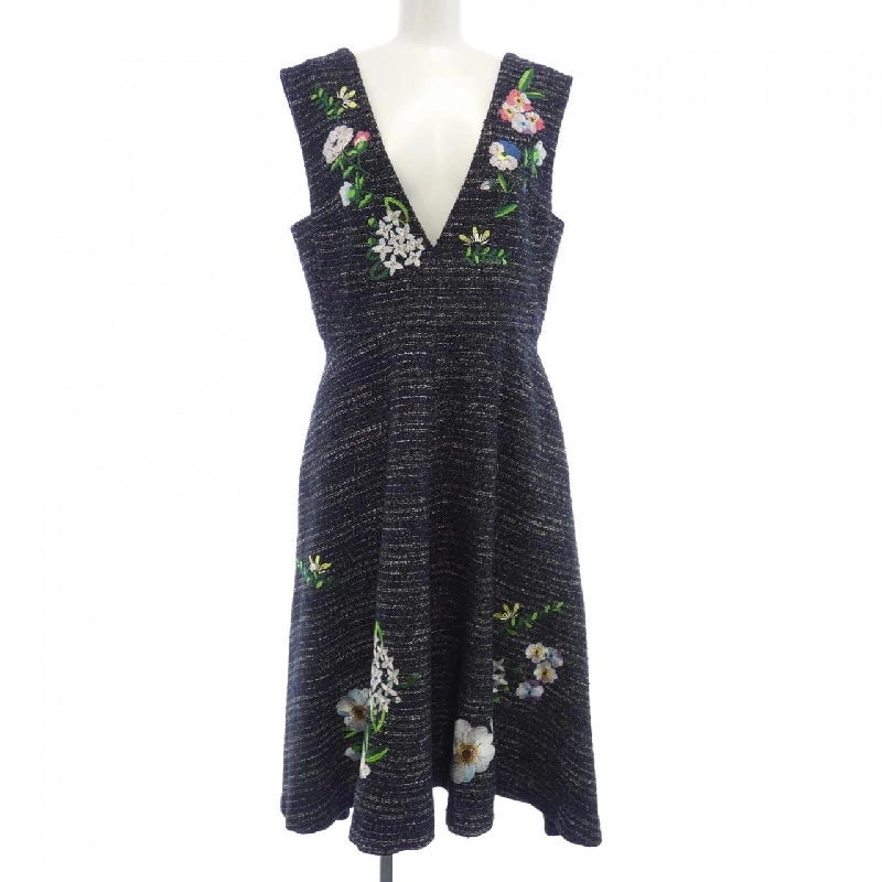 Chesty 22B506 váy 647030