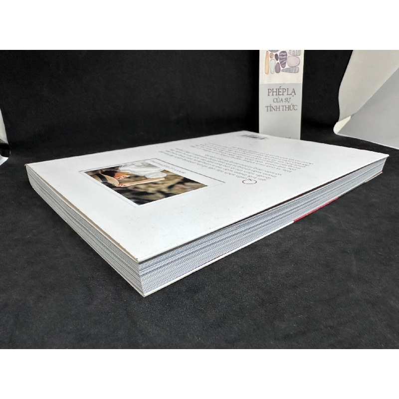 Thanh Xuân Tỉnh Thức, Jenny Lê Quế Phương, 2022, Mới 90% (Có chữ ký tác giả) SBM270325 918529