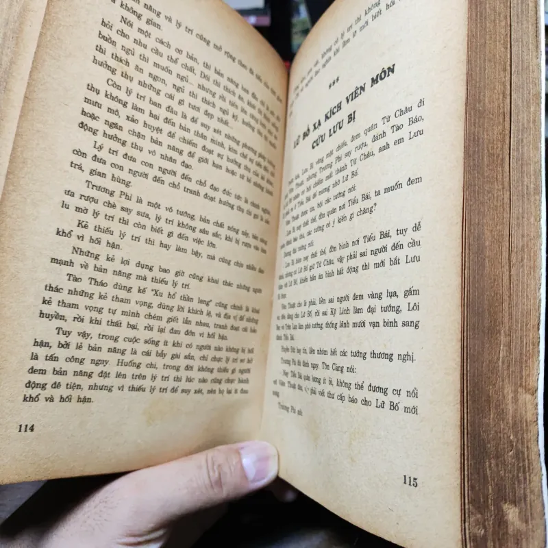 Luận Cổ Suy Kim - Lời Bình Về Tam Quốc Chí - Mộng Bình Sơn 1021262