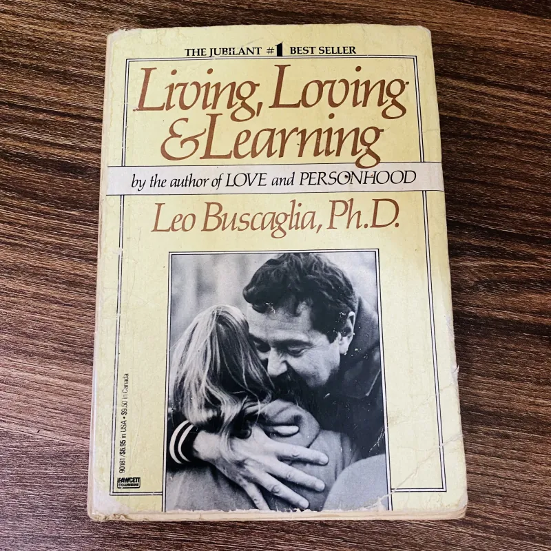 Living, loving & learning 960067