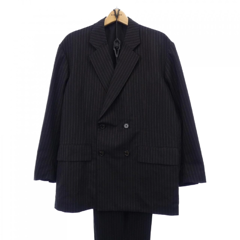 Thương hiệu MARKAWARE - Bộ đồ Hàng hiệu Authentic 903449