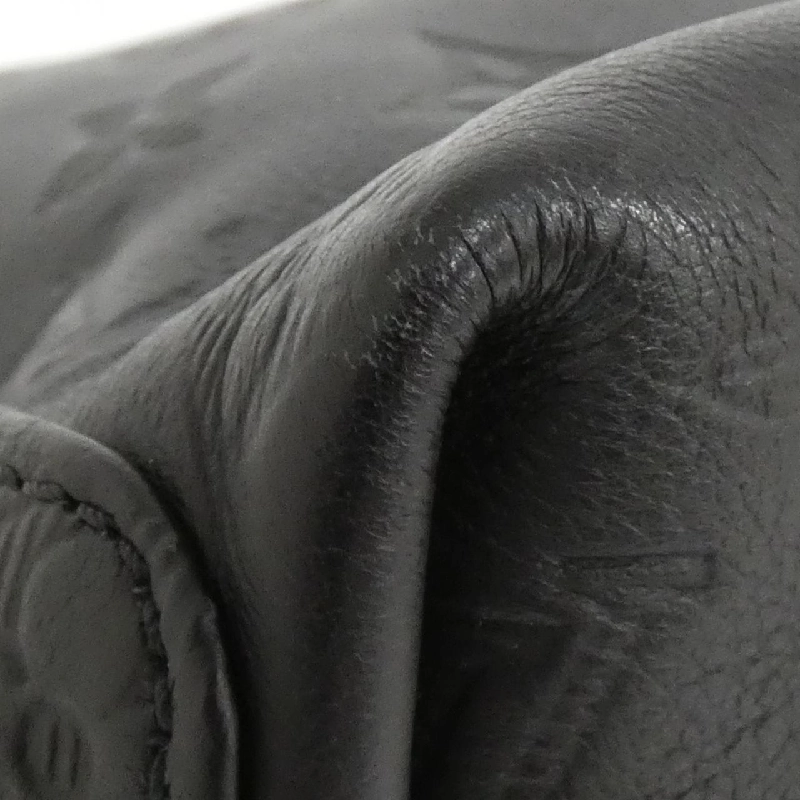 Túi xách vai Louis Vuitton Monogram Shadow Hobo Cargo M14778 610074