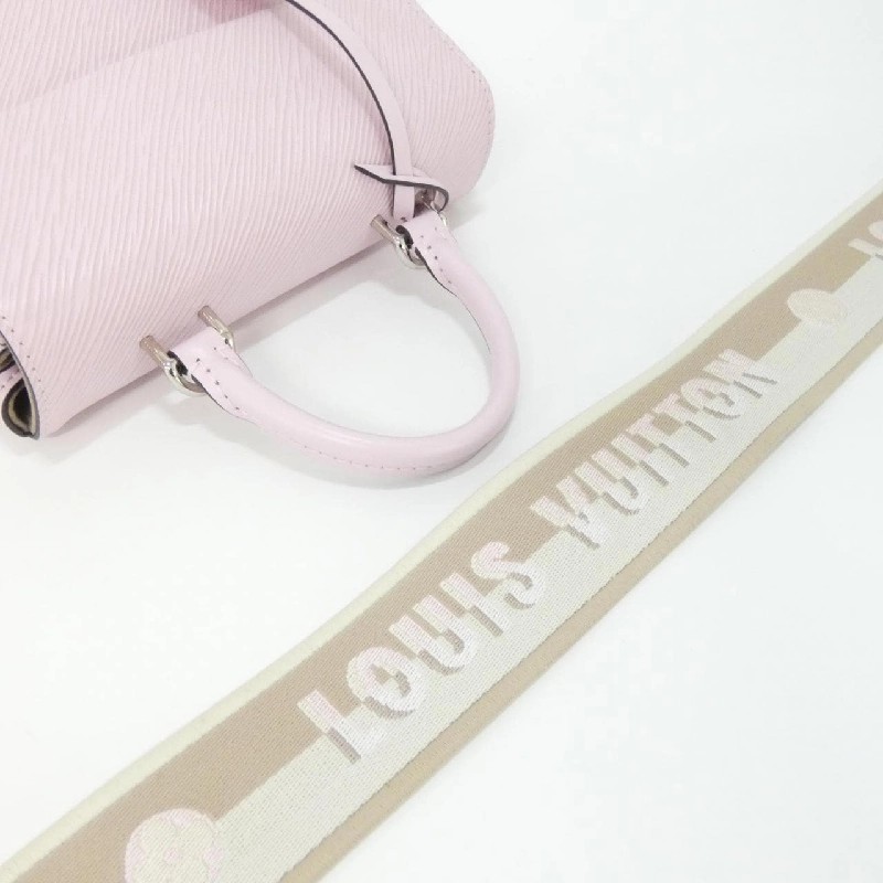 Túi xách vai Louis Vuitton Epi Cluny MINI M20778 - Hàng hiệu Chính hãng 765829