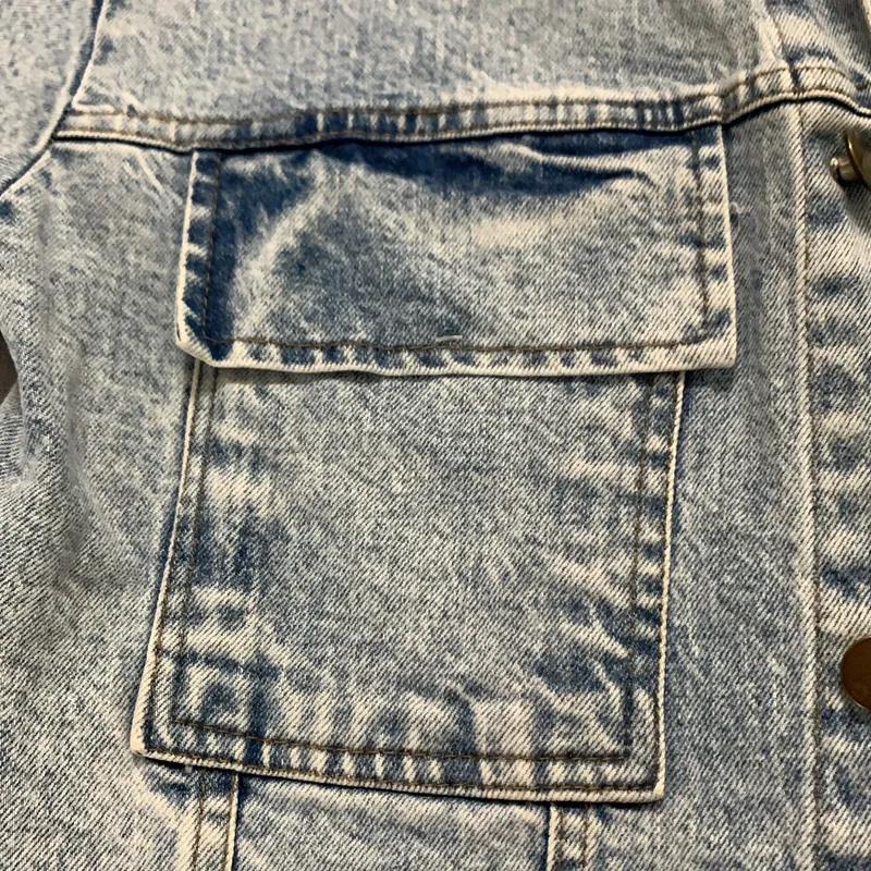 Áo khoác jean size S, M còn mới , mặc 2 lần 729202