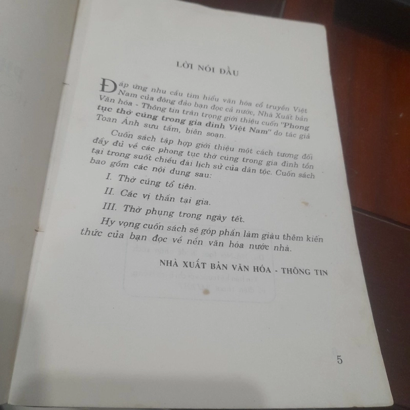 Toan Ánh - PHONG TỤC THỜ CÚNG TRONG GIA ĐÌNH VIỆT 323617