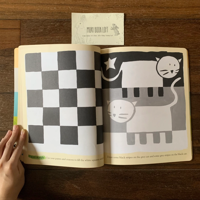 Sách Zig Zag Zebra – Sách tương tác vẽ tranh, Used, Like New 538157