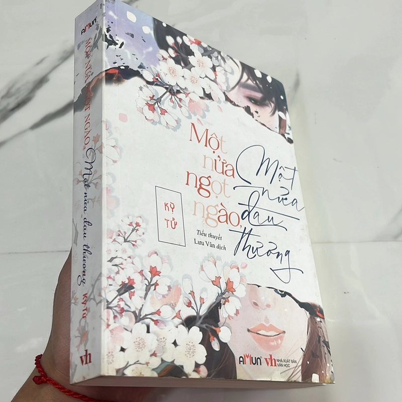 Một nửa ngọt ngào, một nửa đau thương  505019