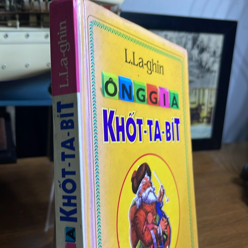 Ông già Khốt-ta-bít L. La-ghin 502563